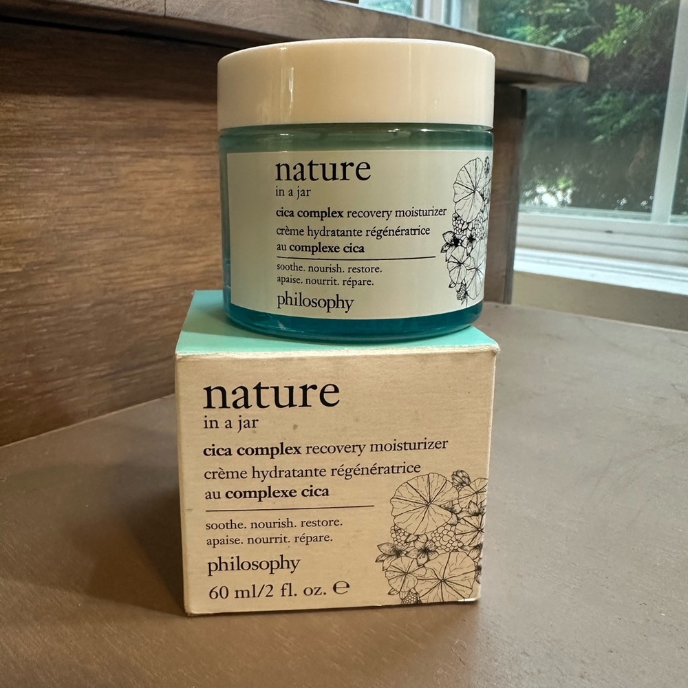 Philosophy Nature in a Jar Cica Complex Recovery Moisturizer
